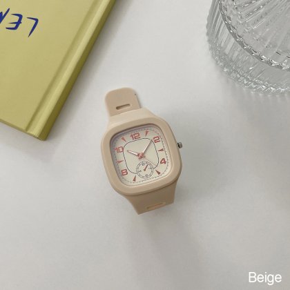 Stylish and streamlined women's watch